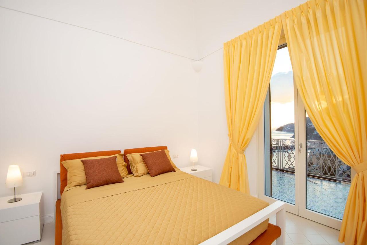 Amore Rentals - Palazzo Della Storia Amalfi Dış mekan fotoğraf