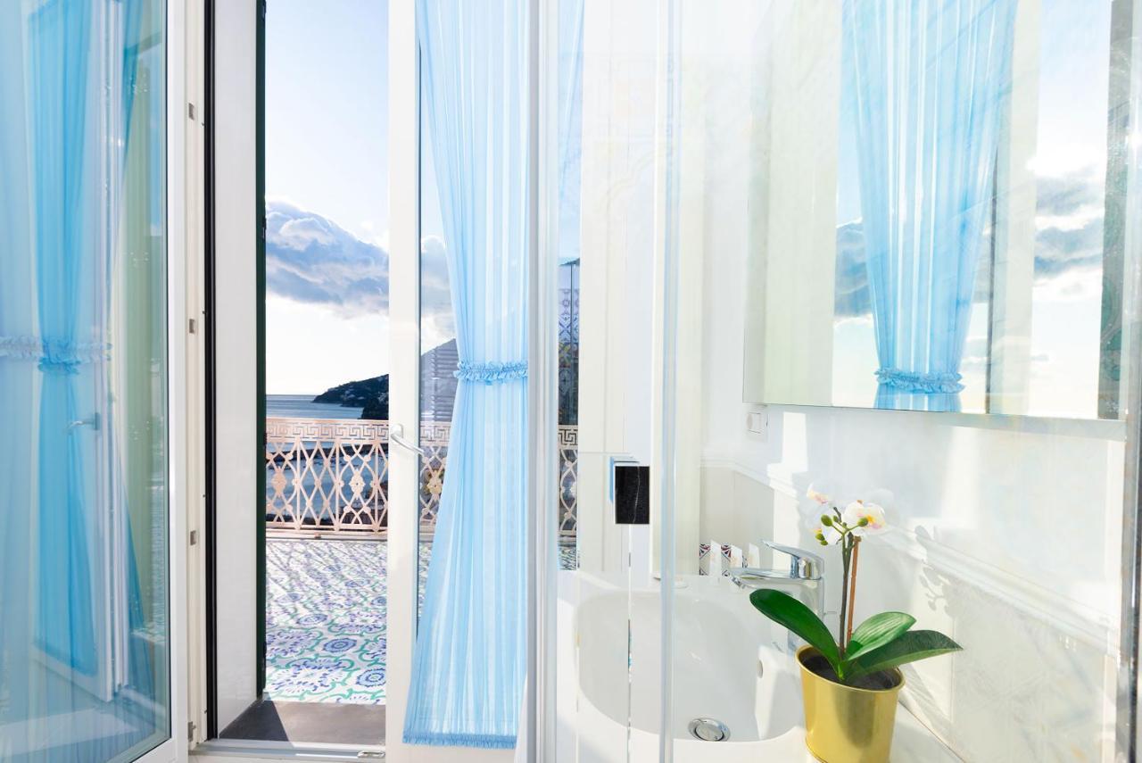 Amore Rentals - Palazzo Della Storia Amalfi Dış mekan fotoğraf