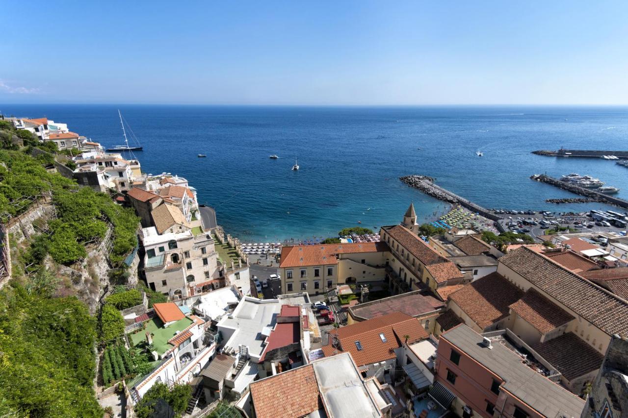 Amore Rentals - Palazzo Della Storia Amalfi Dış mekan fotoğraf